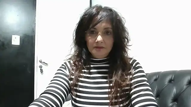 dulcefanny online show from 07-05-26, 04:19