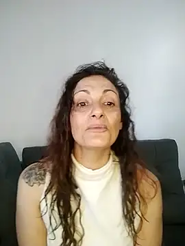 dulcefanny online show from 09-30-25, 01:06