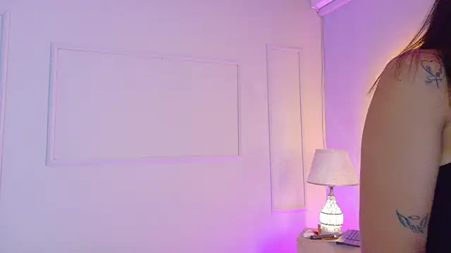 Snapshot of ElectraScot chatting on 02-06-26, 07:10 ElectraScot online show from 02-06-26, 07:10