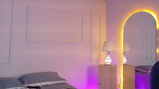 Snapshot of ElectraScot chatting on 02-17-26, 07:00 ElectraScot online show from 02-17-26, 07:00