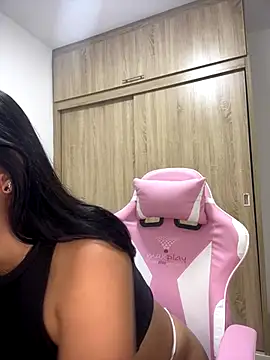 Kitty Cum2 online show from 11-05-25, 07:17