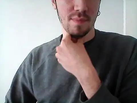 Snapshot of Lor92- chatting on 09-16-25, 07:04 Lor92- online show from 09-16-25, 07:04