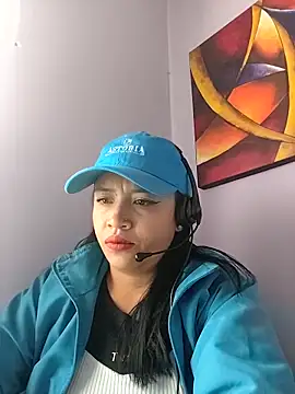 Snapshot of MILA__06 chatting on 10-22-25, 02:38 MILA 06 online show from 10-22-25, 02:38