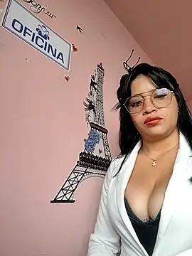 Snapshot of MILA__06 chatting on 09-24-25, 12:22 MILA 06 online show from 09-24-25, 12:22