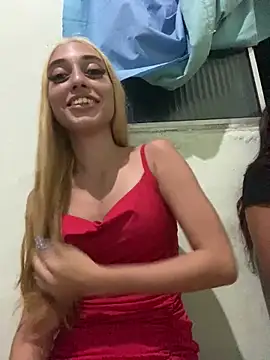 loirinhaaa online show from 04-12-26, 02:15