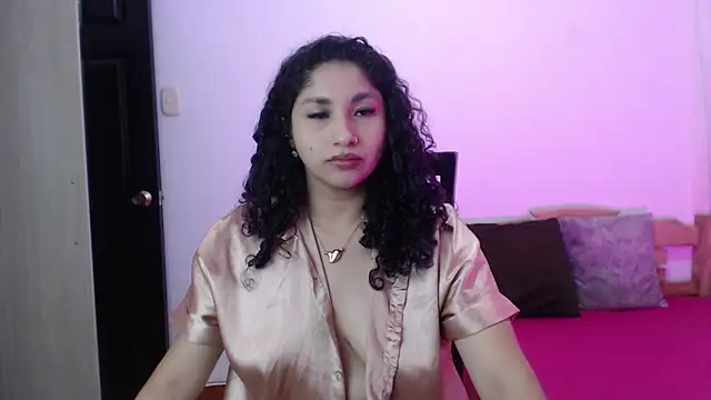 Gia Dior online show from 11-07-25, 11:41