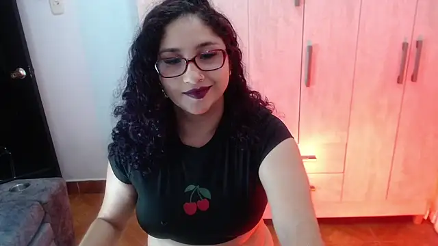 Gia Dior online show from 10-24-25, 11:37