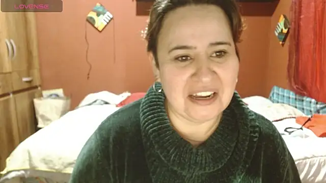 Snapshot of Sasharosee2 chatting on 10-28-25, 12:26 Sasharosee2 online show from 10-28-25, 12:26