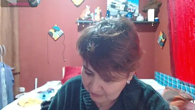 Snapshot of Sasharosee2 chatting on 10-07-25, 01:45 Sasharosee2 online show from 10-07-25, 01:45