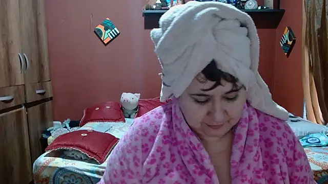 Snapshot of Sasharosee2 chatting on 02-05-26, 12:12 Sasharosee2 online show from 02-05-26, 12:12