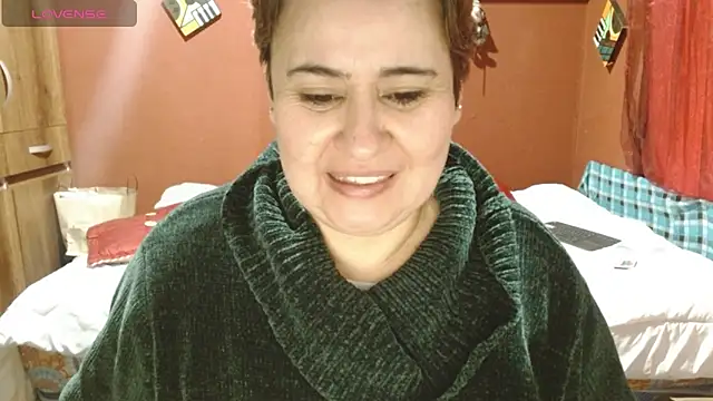 Snapshot of Sasharosee2 chatting on 10-29-25, 12:15 Sasharosee2 online show from 10-29-25, 12:15