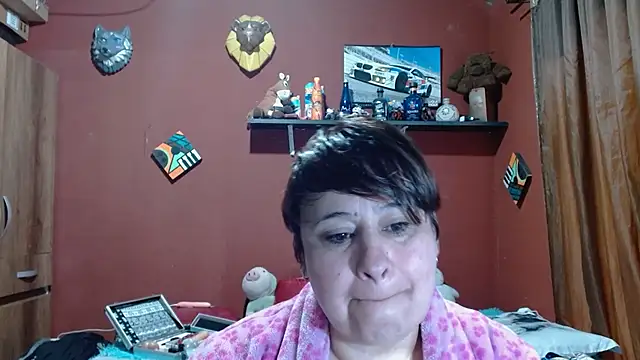 Snapshot of Sasharosee2 chatting on 02-25-26, 01:22 Sasharosee2 online show from 02-25-26, 01:22