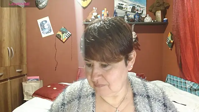 Snapshot of Sasharosee2 chatting on 10-18-25, 12:51 Sasharosee2 online show from 10-18-25, 12:51