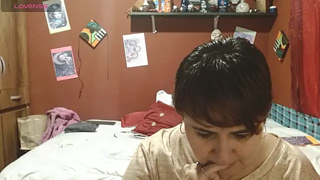 Snapshot of Sasharosee2 chatting on 10-14-25, 12:50 Sasharosee2 online show from 10-14-25, 12:50