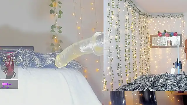 Ashley  Jones   online show from 12-16-25, 09:02