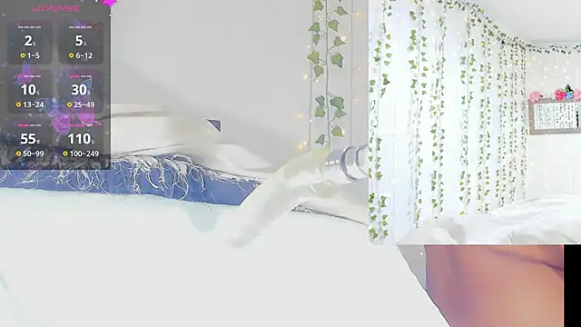 Ashley  Jones   online show from 03-26-26, 09:07