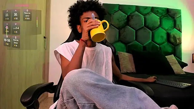 Snapshot of AllexJacob chatting on 03-07-26, 01:05 AllexJacob online show from 03-07-26, 01:05