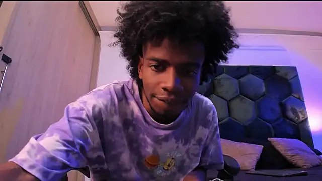 Snapshot of AllexJacob chatting on 02-06-26, 02:02 AllexJacob online show from 02-06-26, 02:02