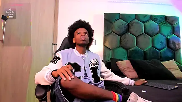 Snapshot of AllexJacob chatting on 03-14-26, 01:50 AllexJacob online show from 03-14-26, 01:50