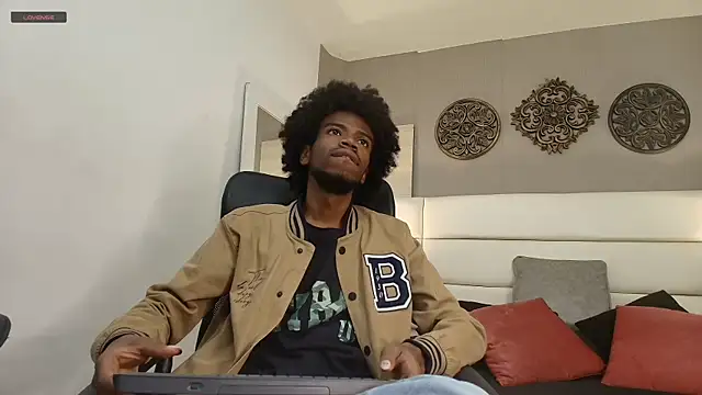Snapshot of AllexJacob chatting on 05-22-26, 01:20 AllexJacob online show from 05-22-26, 01:20