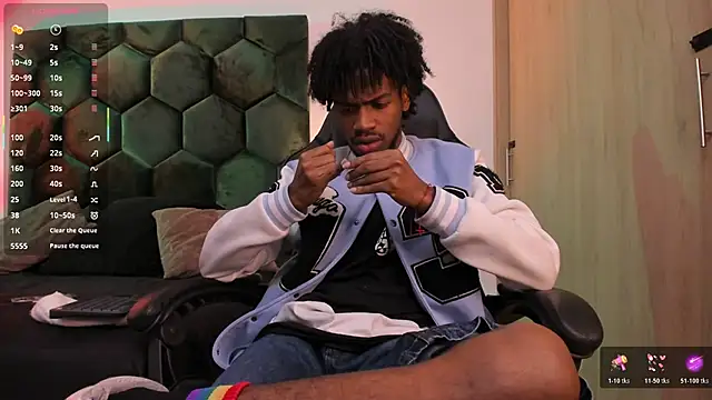 Snapshot of AllexJacob chatting on 02-24-26, 01:12 AllexJacob online show from 02-24-26, 01:12