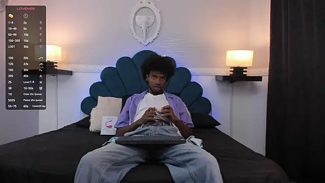 AllexJacob online show from 10-08-25, 01:12