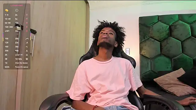 Snapshot of AllexJacob chatting on 02-11-26, 05:35 AllexJacob online show from 02-11-26, 05:35