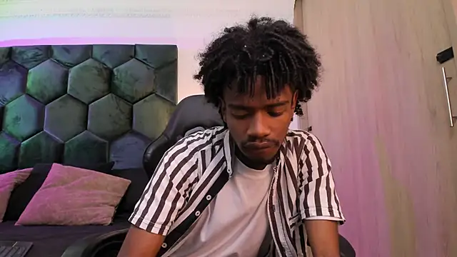 Snapshot of AllexJacob chatting on 02-28-26, 01:22 AllexJacob online show from 02-28-26, 01:22