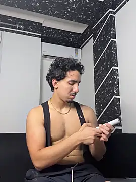 fuck   boyy online show from 05-01-26, 11:37