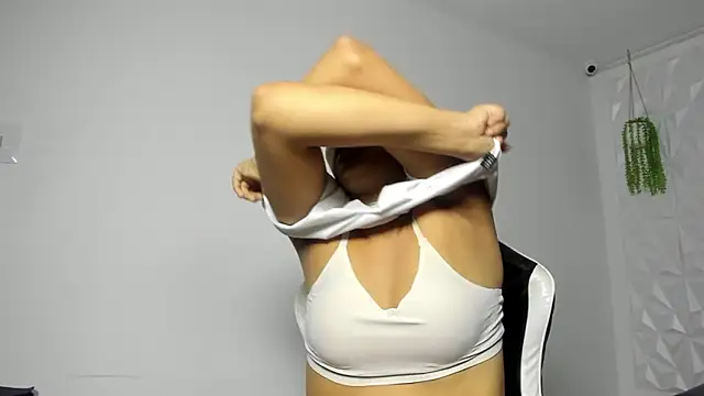 Dakota x18 online show from 02-21-26, 07:38