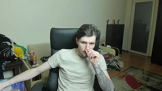 Snapshot of dirty_justin chatting on 02-26-26, 02:44 dirty justin online show from 02-26-26, 02:44