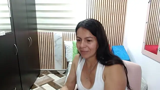 camilavargas  online show from 05-22-26, 09:13