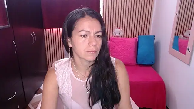 camilavargas  online show from 04-14-26, 04:12