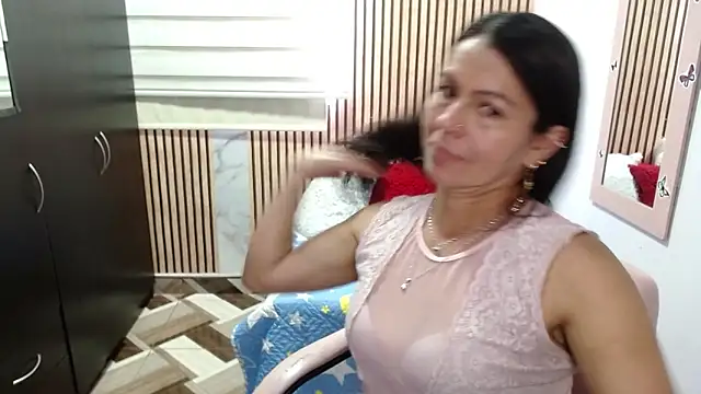 camilavargas  online show from 06-01-26, 09:47