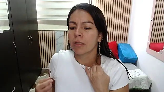 camilavargas  online show from 05-26-26, 03:32