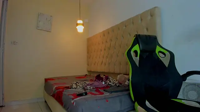 Naomis 35 online show from 01-14-26, 11:30