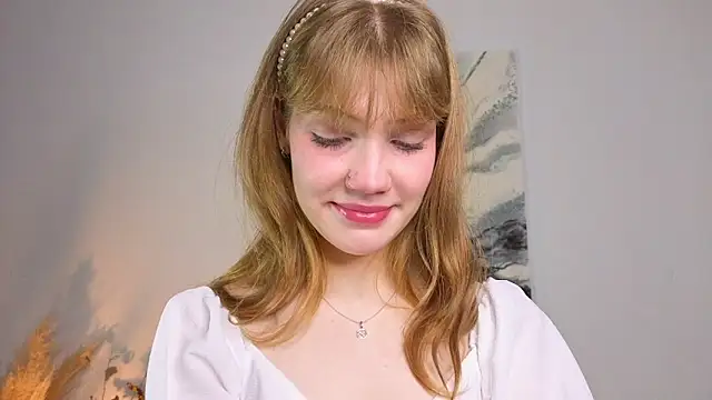 pienaple online show from 11-02-25, 04:06