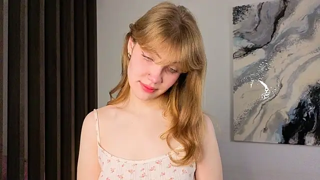 pienaple online show from 11-26-25, 04:12