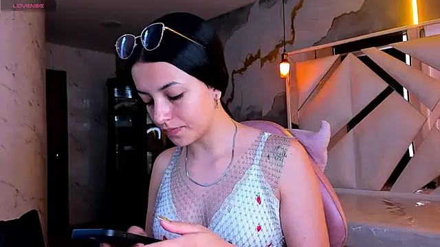 sophiadoll tf online show from 07-18-26, 01:09