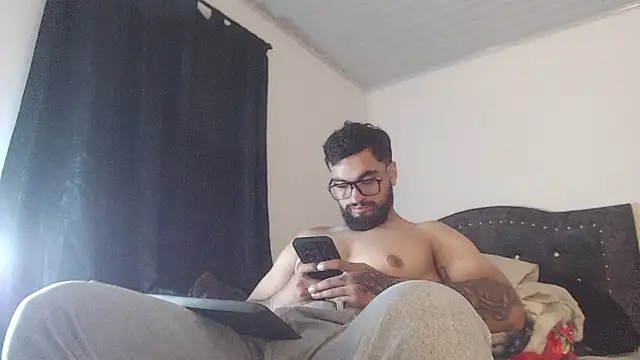 Chrys harris77 online show from 04-17-26, 01:41