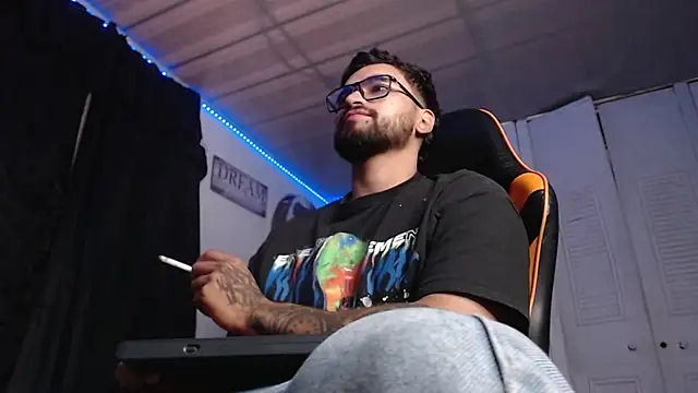 Chrys harris77 online show from 10-14-25, 09:47