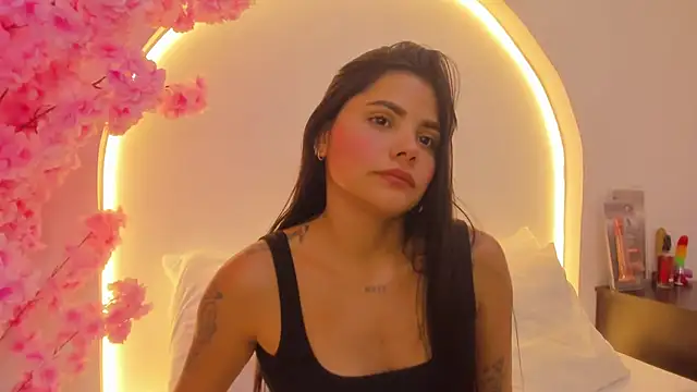 molly lovee  online show from 07-23-26, 07:21
