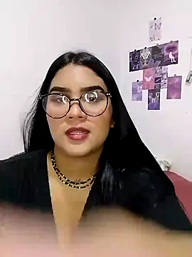 Renata Zoe online show from 09-28-25, 01:56