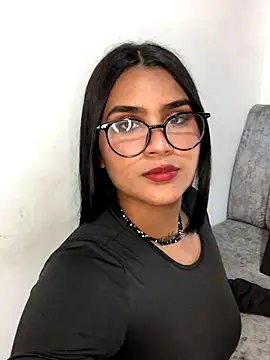 Renata Zoe online show from 11-22-25, 02:10