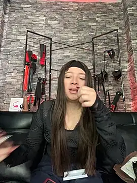 Snapshot of Engel_firee chatting on 10-23-25, 12:15 Engel firee online show from 10-23-25, 12:15
