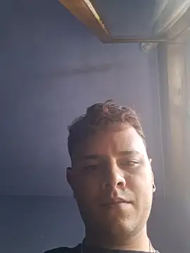 Snapshot of Meenlove chatting on 09-18-25, 01:25 Meenlove online show from 09-18-25, 01:25
