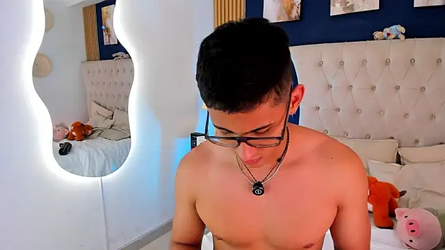 SalvadorFit online show from 07-17-26, 01:03