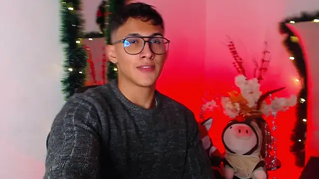 SalvadorFit online show from 12-19-25, 09:17