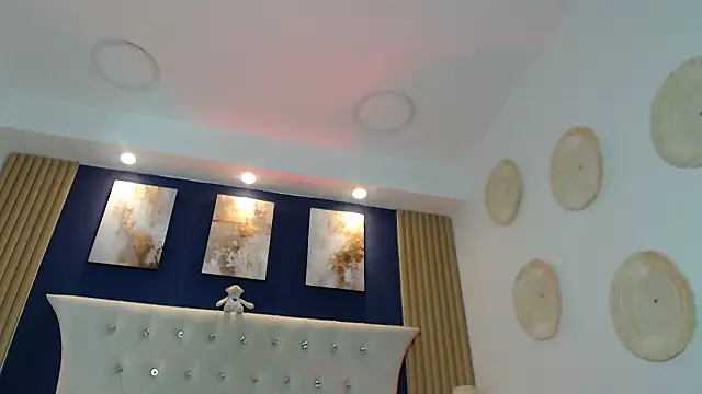 SalvadorFit online show from 03-18-26, 08:21