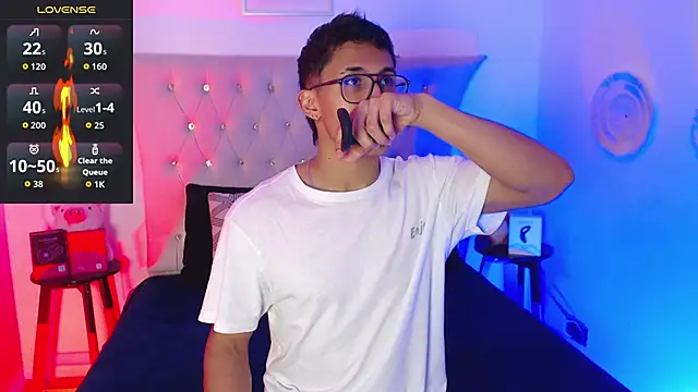 SalvadorFit online show from 11-16-25, 08:24